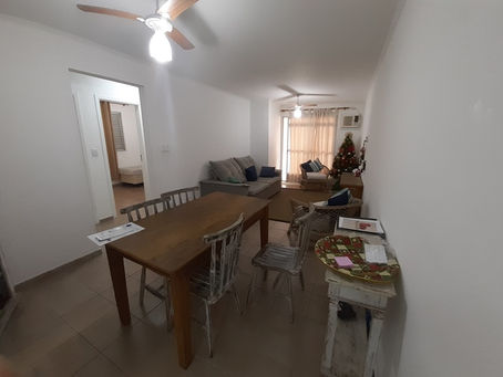 Amplo Apto com 03 Dormitórios Guarujá.