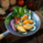 SF02 Stewed Mussels with Thai Herbs