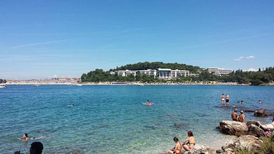 Lone Bay Beach