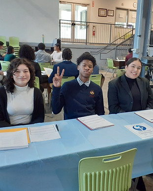 BACS Students Preparing to Meet with their Community