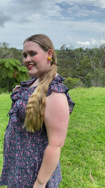 Thumbnail: Christmas Tree Studs