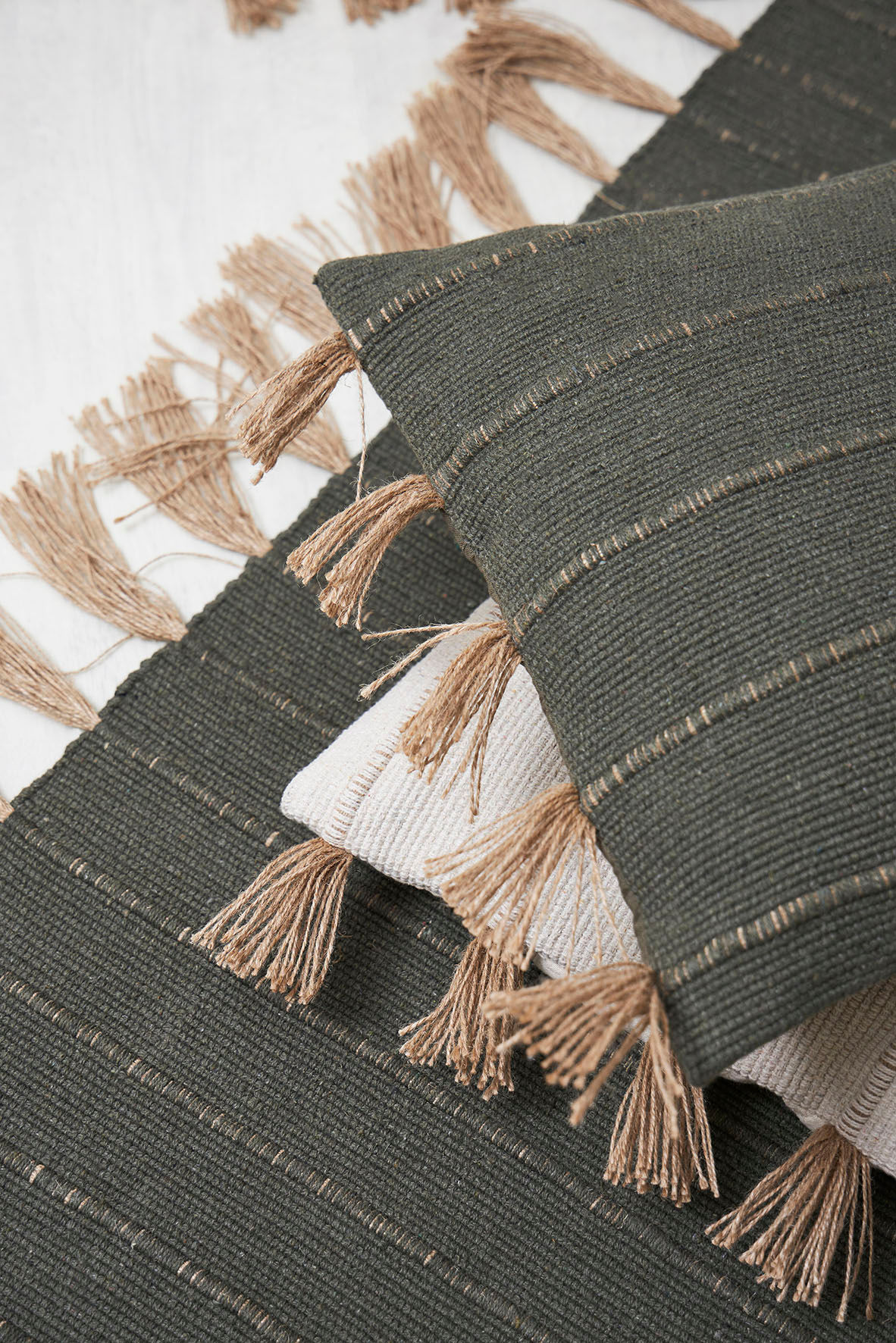 Housse de coussin kaki