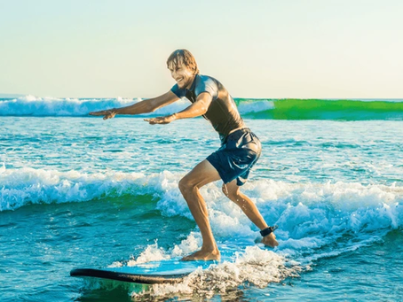 Where do I go surfing as a beginner? Hopefully this article will help you find the perfect beach to kickstart your love of surfing.