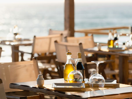 Olivenöl auf Restaurant-Terrassen: Oft verheerenden Bedingungen ausgesetzt