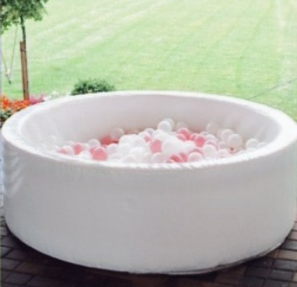 White Ball Pit Round with Balls