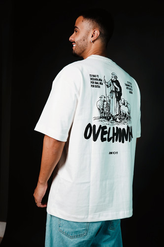 Camiseta Ovelhinha Off White | Isadora Pompeo