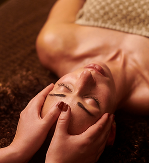 Aromoatherapy massage to relax