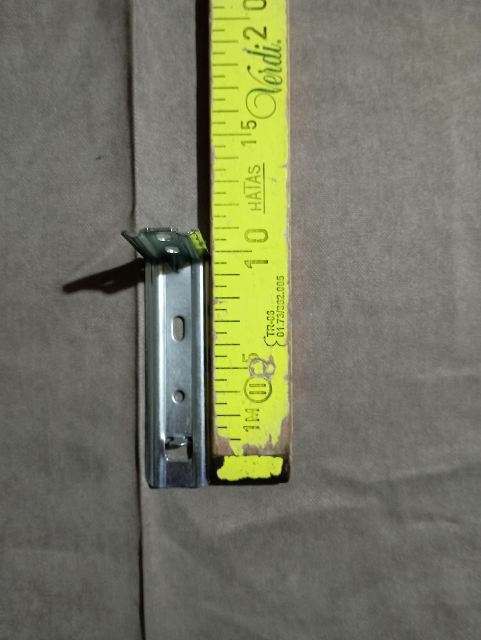 Üçbey Güçlendirilmis Kanallı Stor Zebra Kornis L Ayak (10cm)