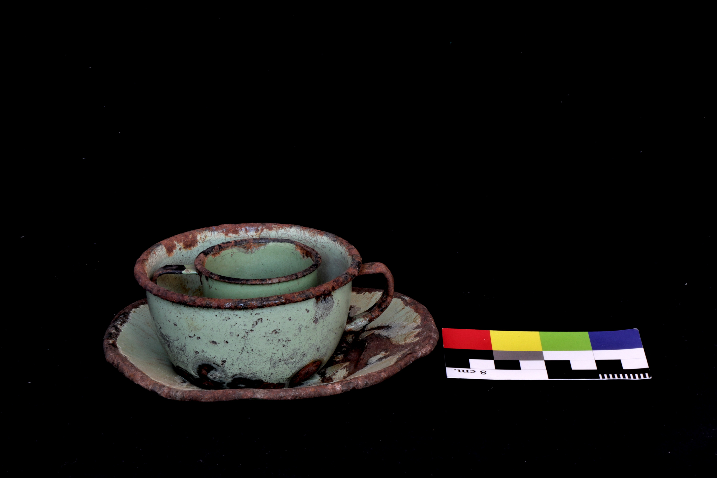 Mate, taza y platillo de té