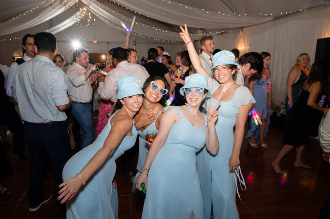Tented reception at Misselwood at Endicott College