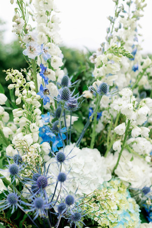 Outdoor ceremony at Misselwood 