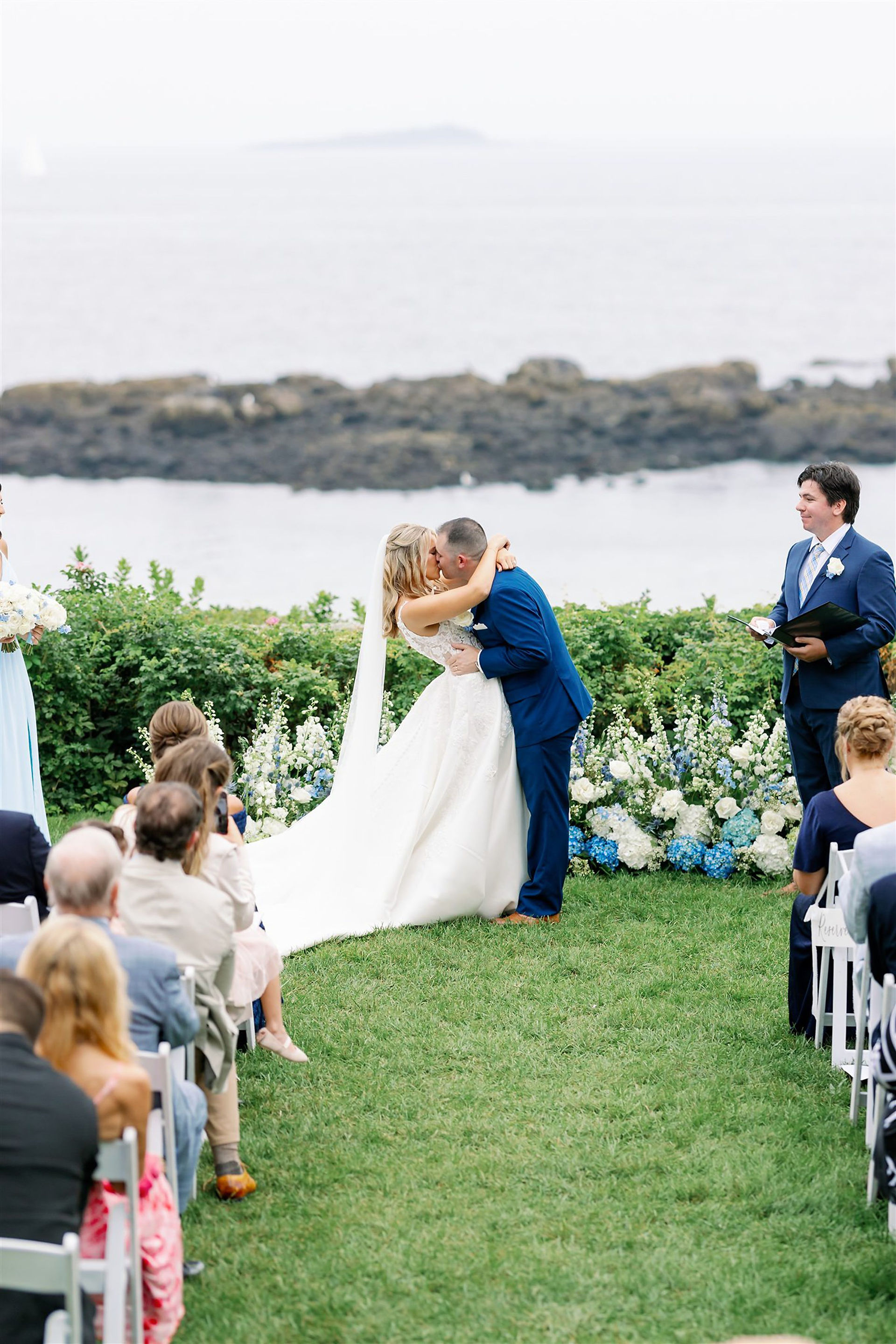 Outdoor ceremony at Misselwood 