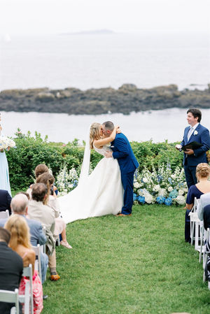 Outdoor ceremony at Misselwood 