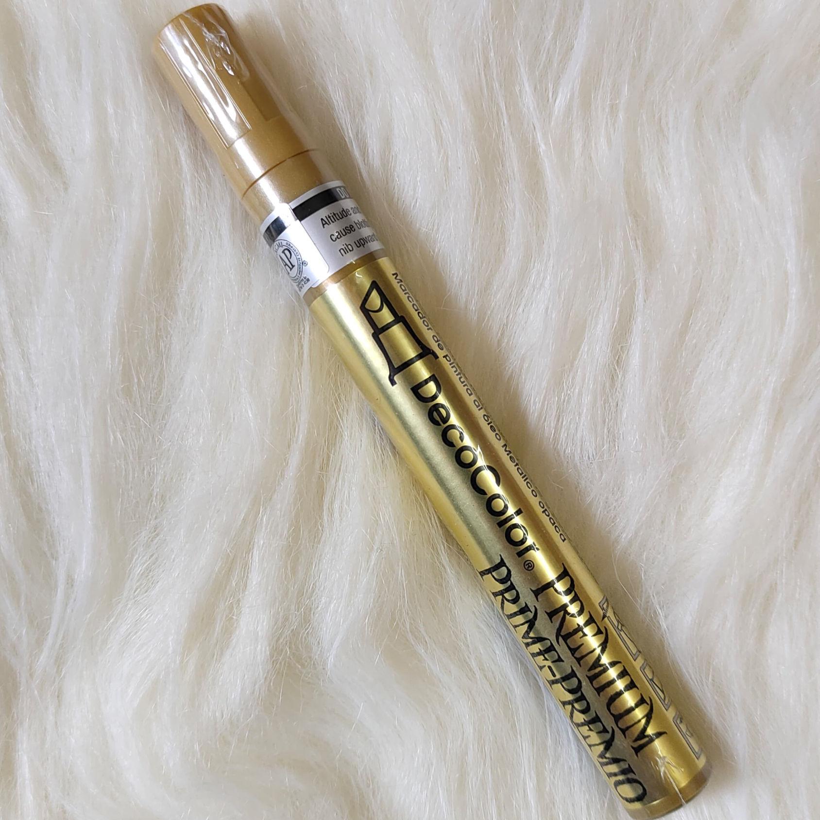 Marvy Uchida metallic marker Gold