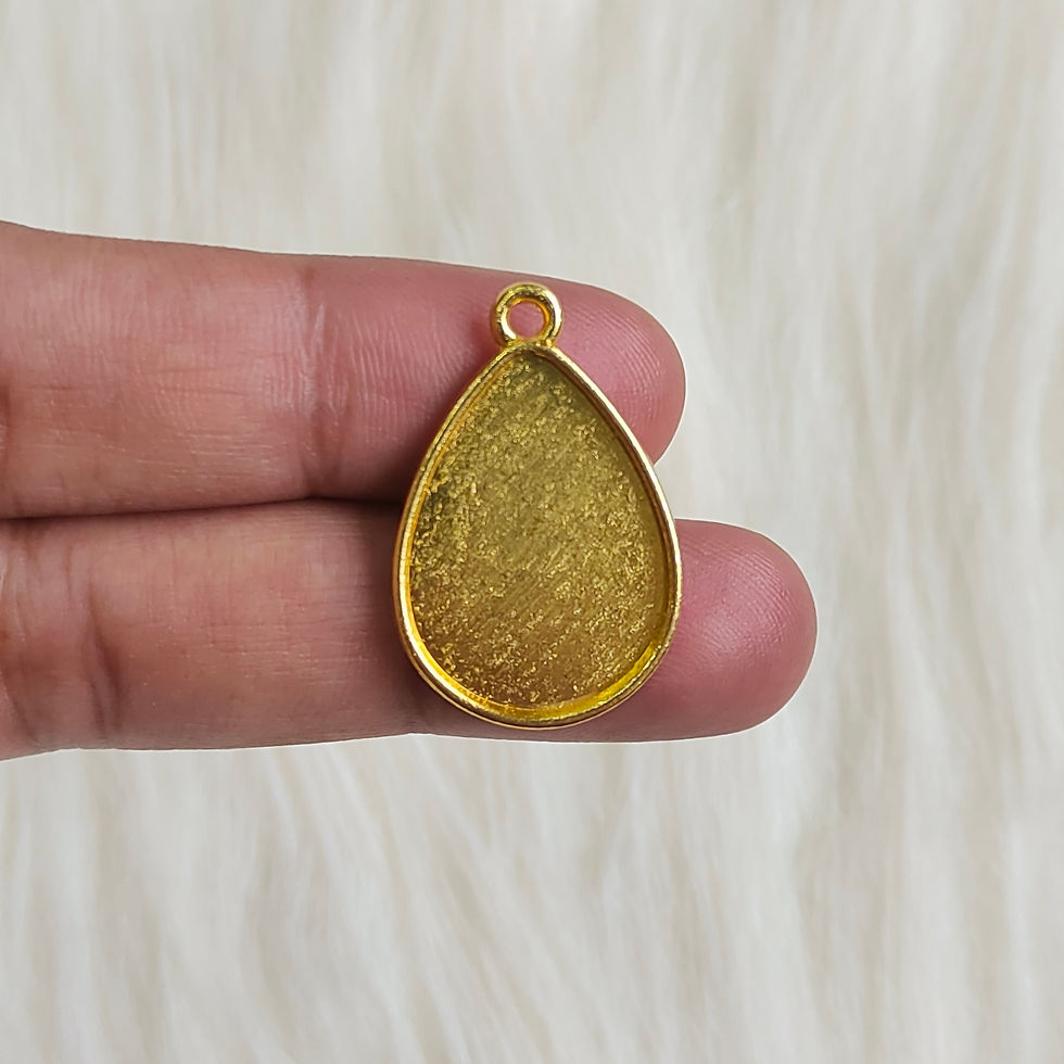 Drop Pendant Golden Bezels