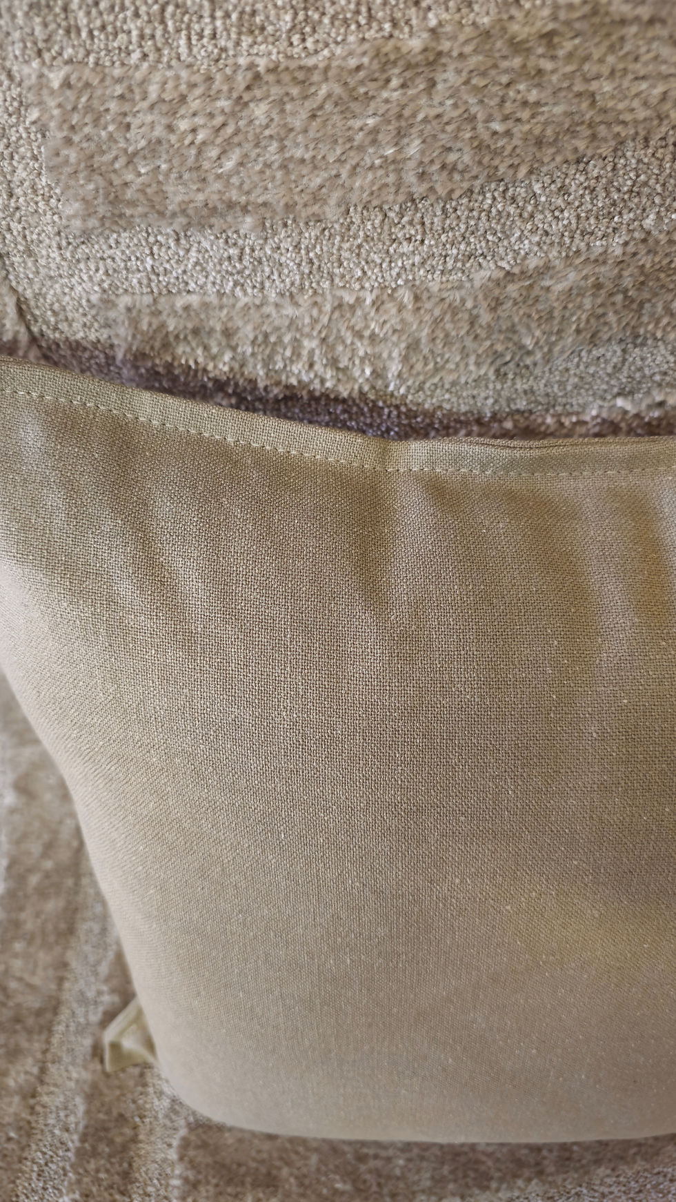 תמונה ממוזערת: כרית נוי דגם JEFRRI מוקה