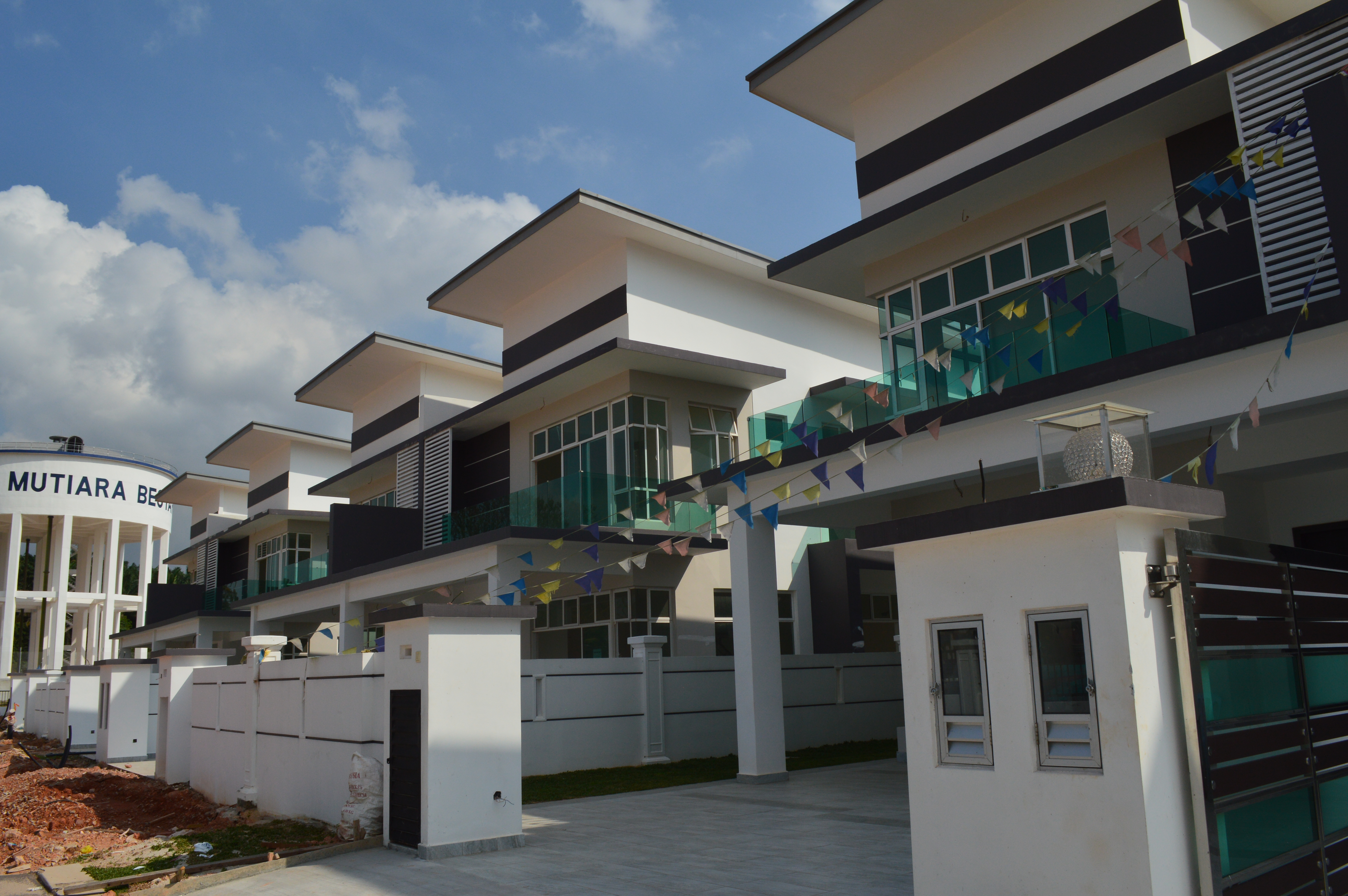 MUTIARA BESTARI