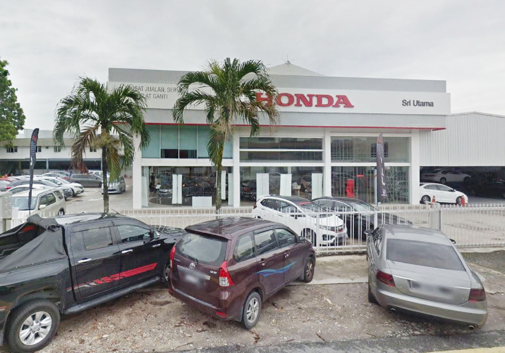NEW HONDA SHOWROOM SRI SUTERA
