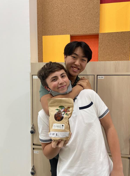 loving friendship