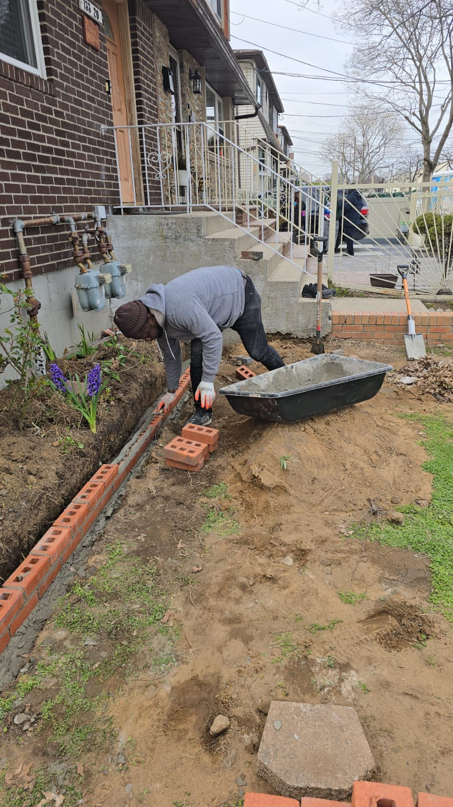 Retaining wall and stone patio 2.2.JPG