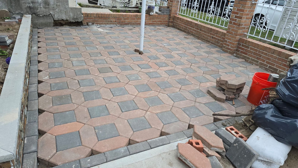 Retaining wall and stone patio 5.JPG