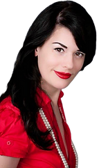 Headshot cleaned up_edited_edited.png