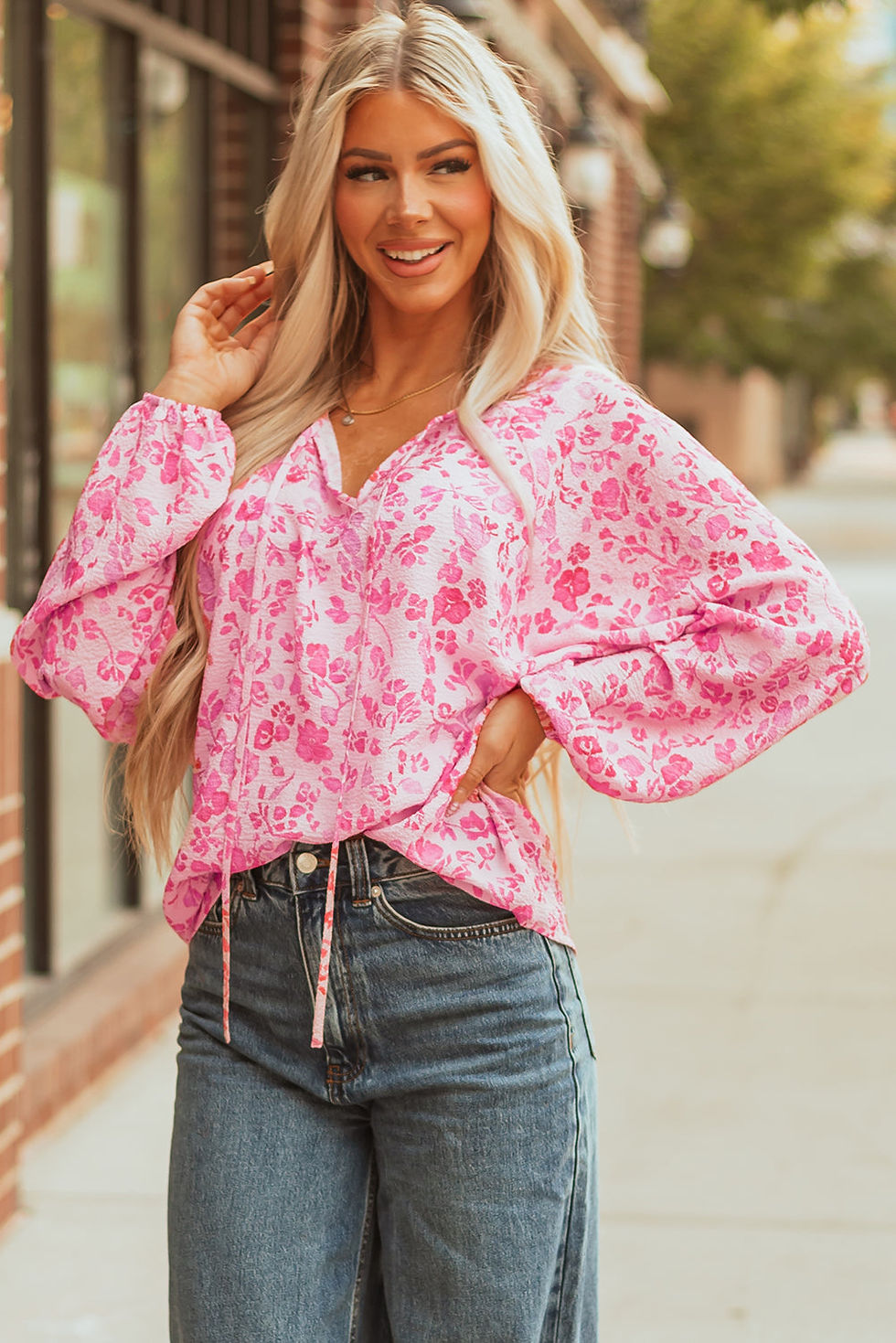 Thumbnail: Adalyn Floral Puff Sleeve Lightweight Blouse