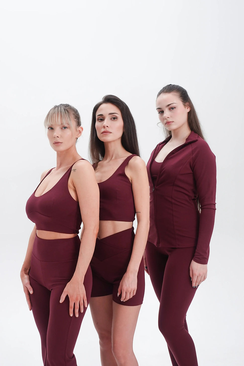 Thumbnail: Women's Seacell Set: Flares + Bra + Longsleeve - Burgundy
