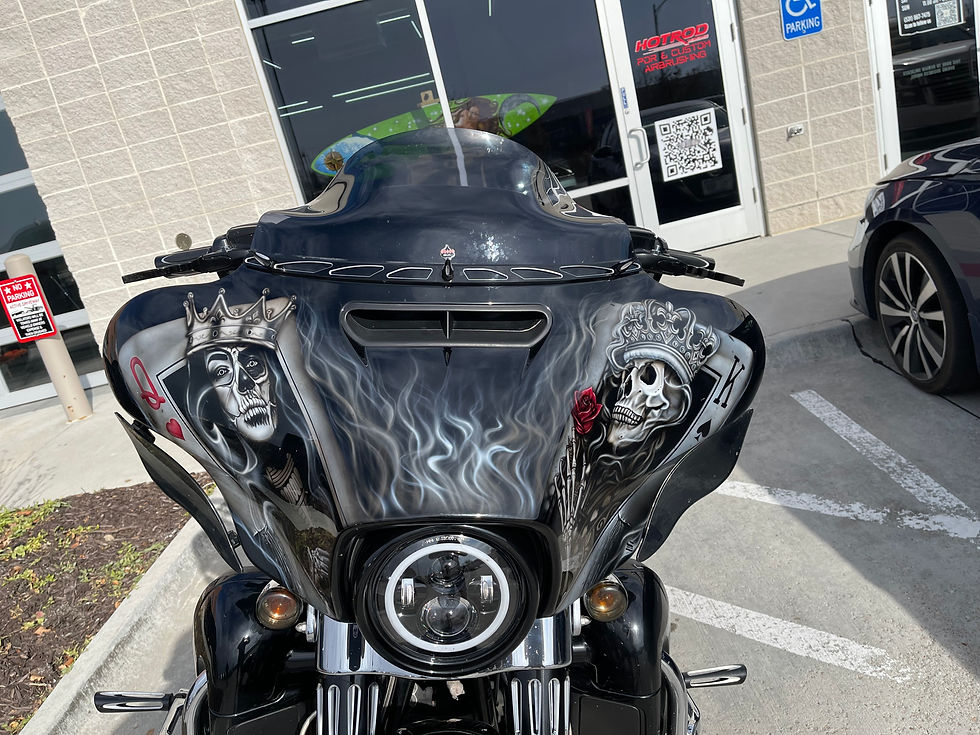 Airbrush on Harley fairing