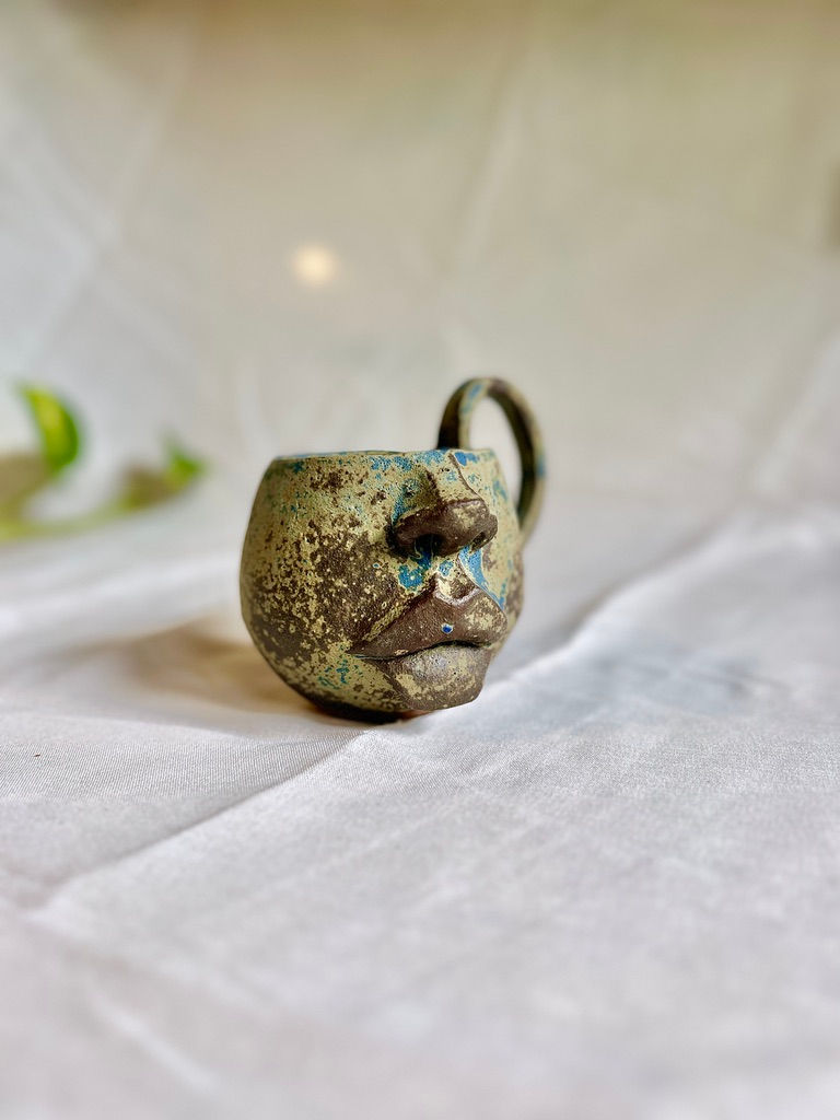 Thumbnail: Fields of Blue Lips Cups