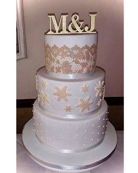 Snowflakes & Lace