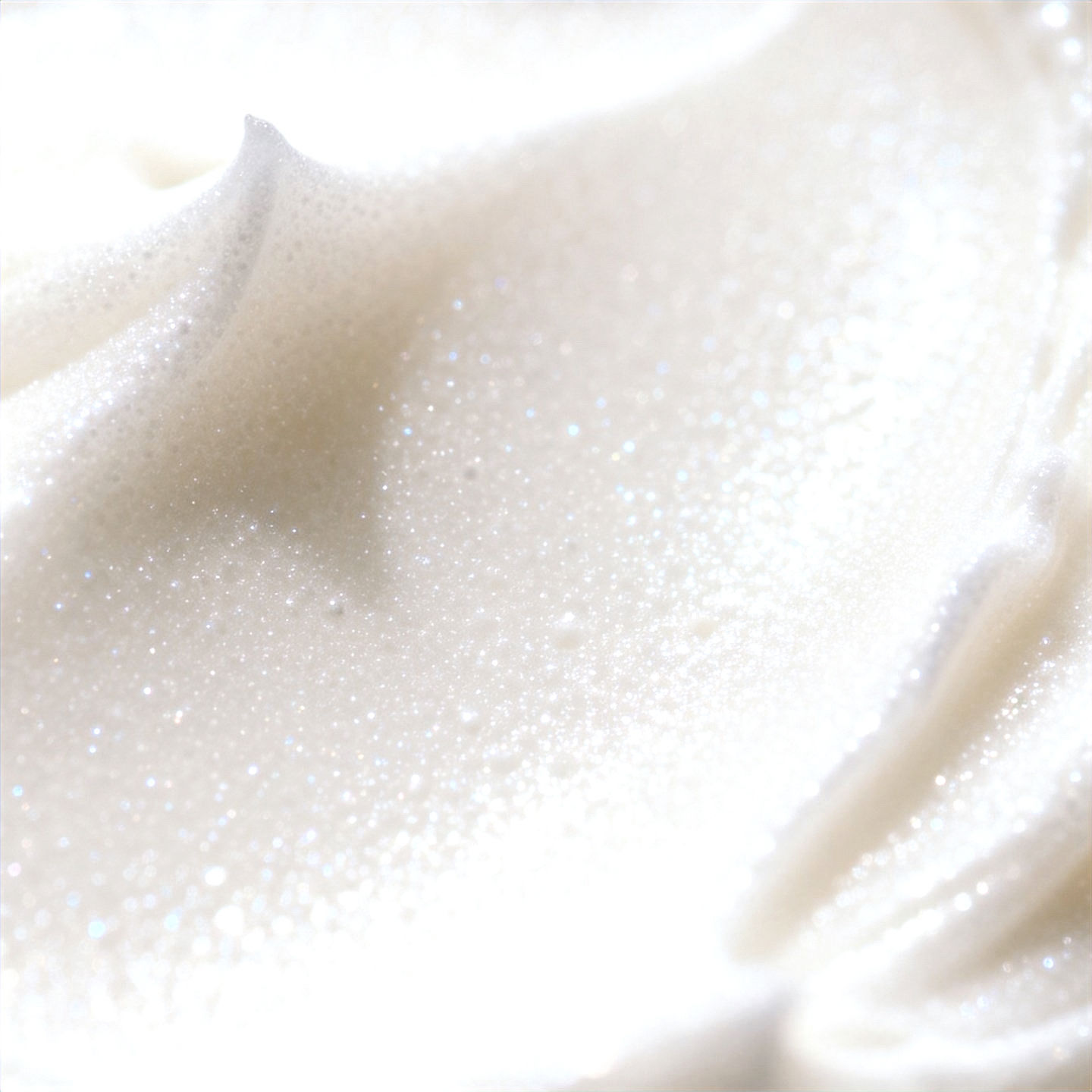 AURA LUMIÈRE LUXURY BODY SCRUB