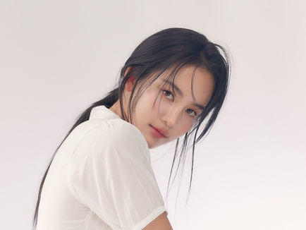 “โบว์ เมลดา” เตรียมเผยลุคสุดจึ้งต้อนรับสีเงินแบบสาว AI ต้อนรับสมาร์ตโฟน AI เครื่องแรกจากออปโป้ ในงานเปิดตัว OPPO Reno12 Series 5G 27 มิ.ย. นี้