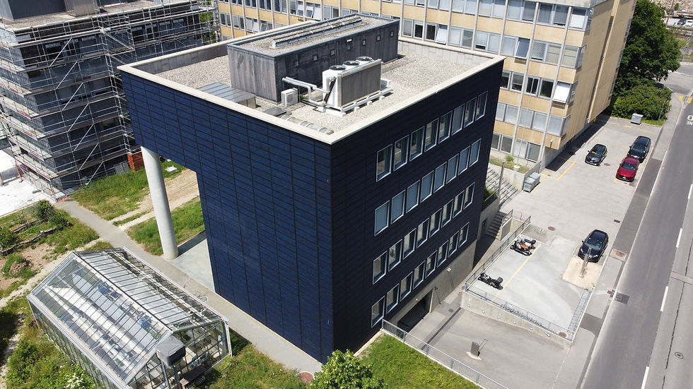 Miniature : Installation solaire photovoltaïque en façade