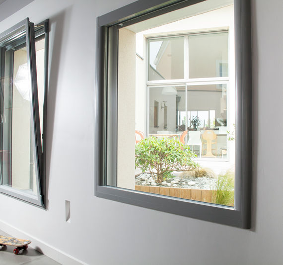 Fenêtres aluminium gris anthracite posées à Orléans – Les Frangins Orléans