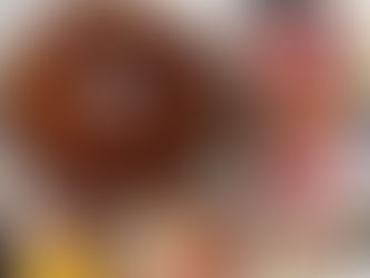 Ciambellone con un bicchiere