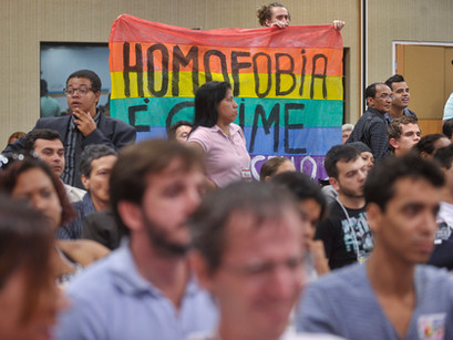Peso da invisibilidade: justiça obriga SP a incluir identidade de gênero e orientação sexual em BOs