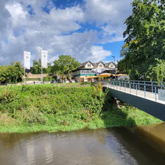 Pfingsten mit Elbblick – Genussmomente am Elbufer von Pillnitz