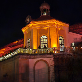 Wein & Licht auf Schloss Wackerbarth – Magische Winterabende zwischen Lichterglanz, Manufakturzauber