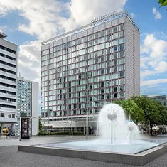 Das Newa an der Prager Straße