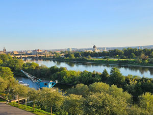 „Ein neuer Blick auf Dresden – Sundowner-Momente in der ElbUferei“