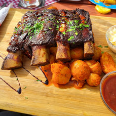 Koch/Köchin (m/w/d) mit BBQ-Leidenschaft gesucht