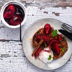 Herbstrezept - French-Toast mit Karamell-Pflaumen