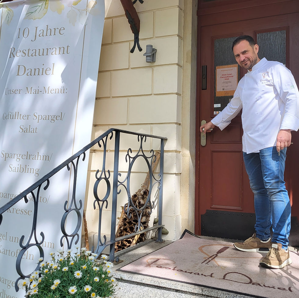 Inhaber Daniel Fischer feiert Jubiläum