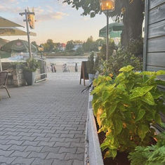 Körnergarten mit längeren Öffnungszeiten