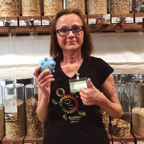 Lose-Chefin Berit Heller in ihrem Lädchen auf der Böhmischen Straße