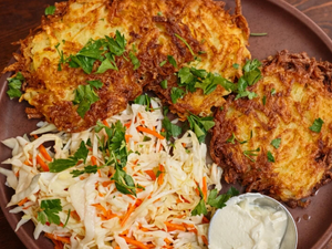 Belarussische Küche in Dresden: Draniki im Aljonuschka Restaurant