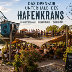 Sonnenterrasse unter dem Hafenkran