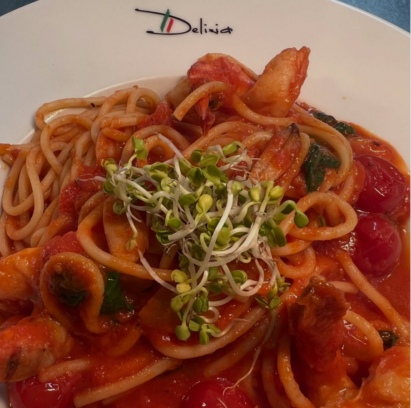 Spaghetti Scampi in Tomatensoße