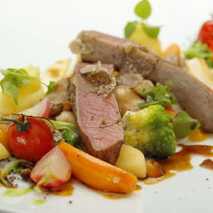 Wildbretzeit mit Topfgucker-TV Rezepten - Heute: Rosa gebratener Rehrücken mit Steinpilzen!